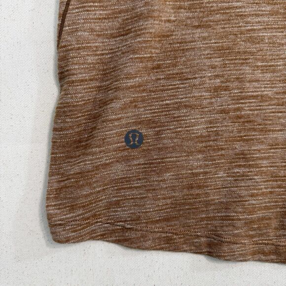Lululemon Men's In Sequence Brown Short Sleeve Shirt Size Medium - Picture 3 of 9